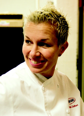 Photo of Elizabeth Falkner