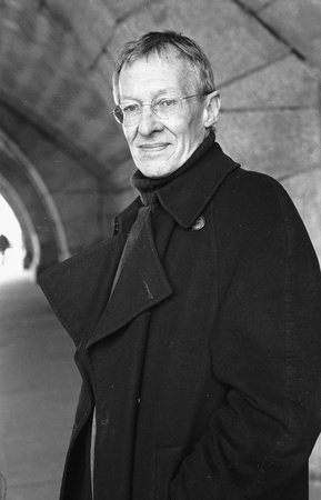 Photo of Steven Bach