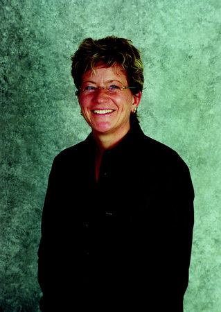 Photo of Lise N. Alschuler