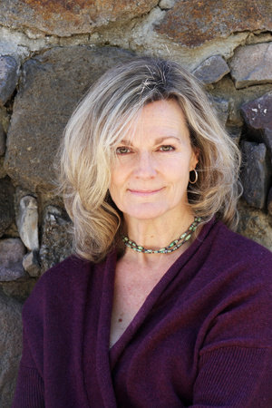 Photo of Lori Lansens