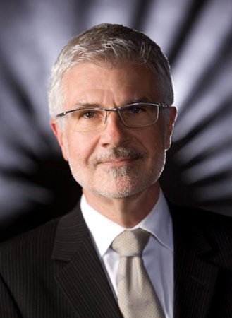 Photo of Dr. Steven R. Gundry