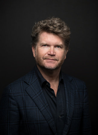 Photo of Matthew Barzun