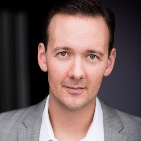 Photo of Sean Patrick Hopkins