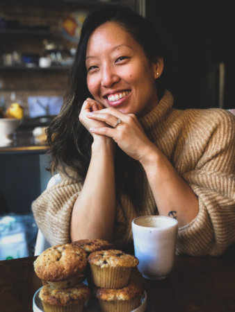 Photo of Joanne Lee Molinaro
