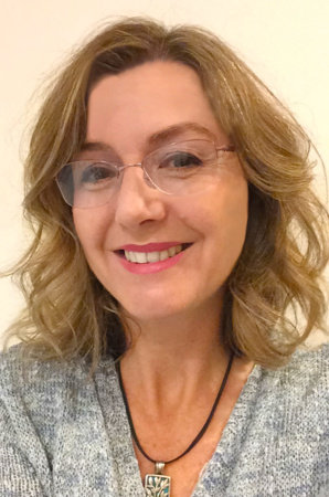 Photo of Angela De Groot