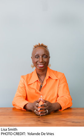 Photo of Lisa Smith