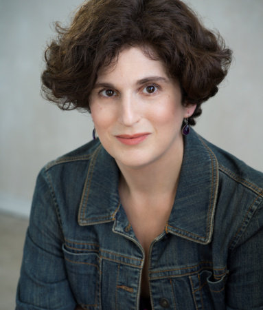 Photo of Sarah Weinman