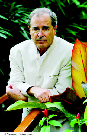 Photo of Paul Theroux