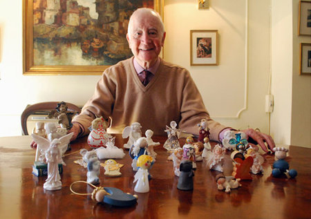 Photo of Carlos G. Valles