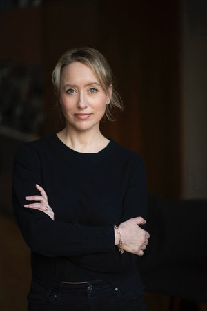 Photo of Elisabeth Eaves