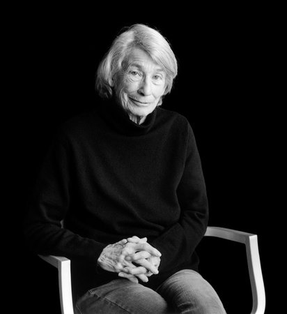 Photo of Mary Oliver