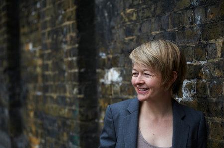 Photo of Sarah Waters