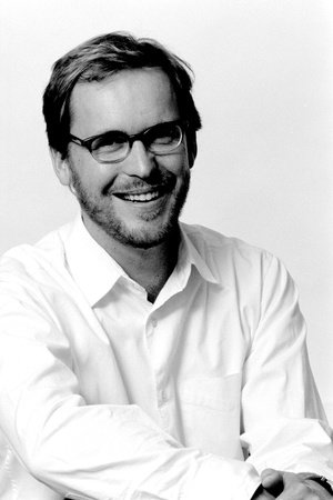 Photo of Christopher Noxon