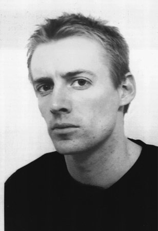 Photo of Gideon Defoe