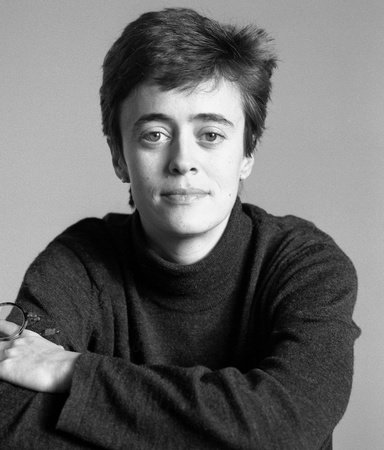 Photo of Frances Stonor Saunders