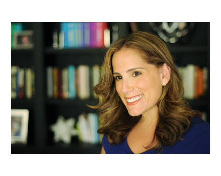 Image of Julie Buxbaum