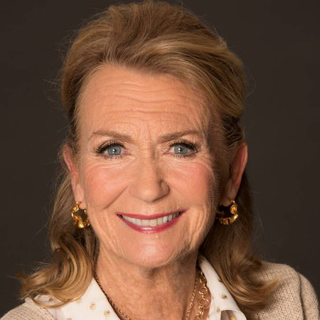 Photo of Juliet Mills