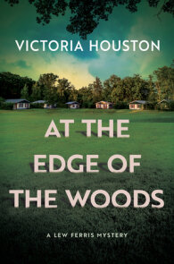 Wolf Hollow by Victoria Houston: 9781639103669 ...